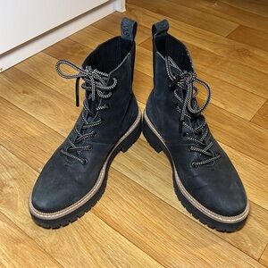 TOMS Frankie Boot Size 7 Womens